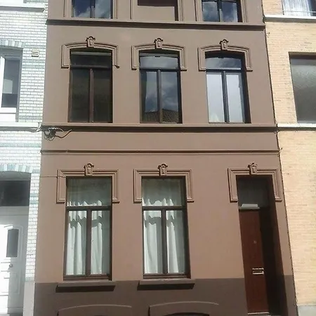 Rum i privatbostad Equipee Pour 2p